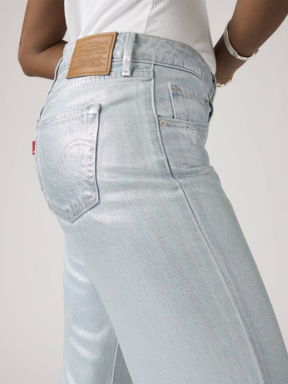 Levis  Low Loose Jeans - Picture 3 of 4
